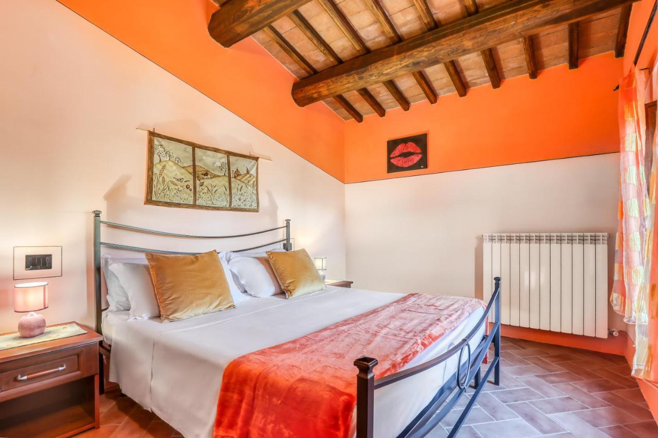Agriturismo Podere San Giorgio Radicofani Exterior foto