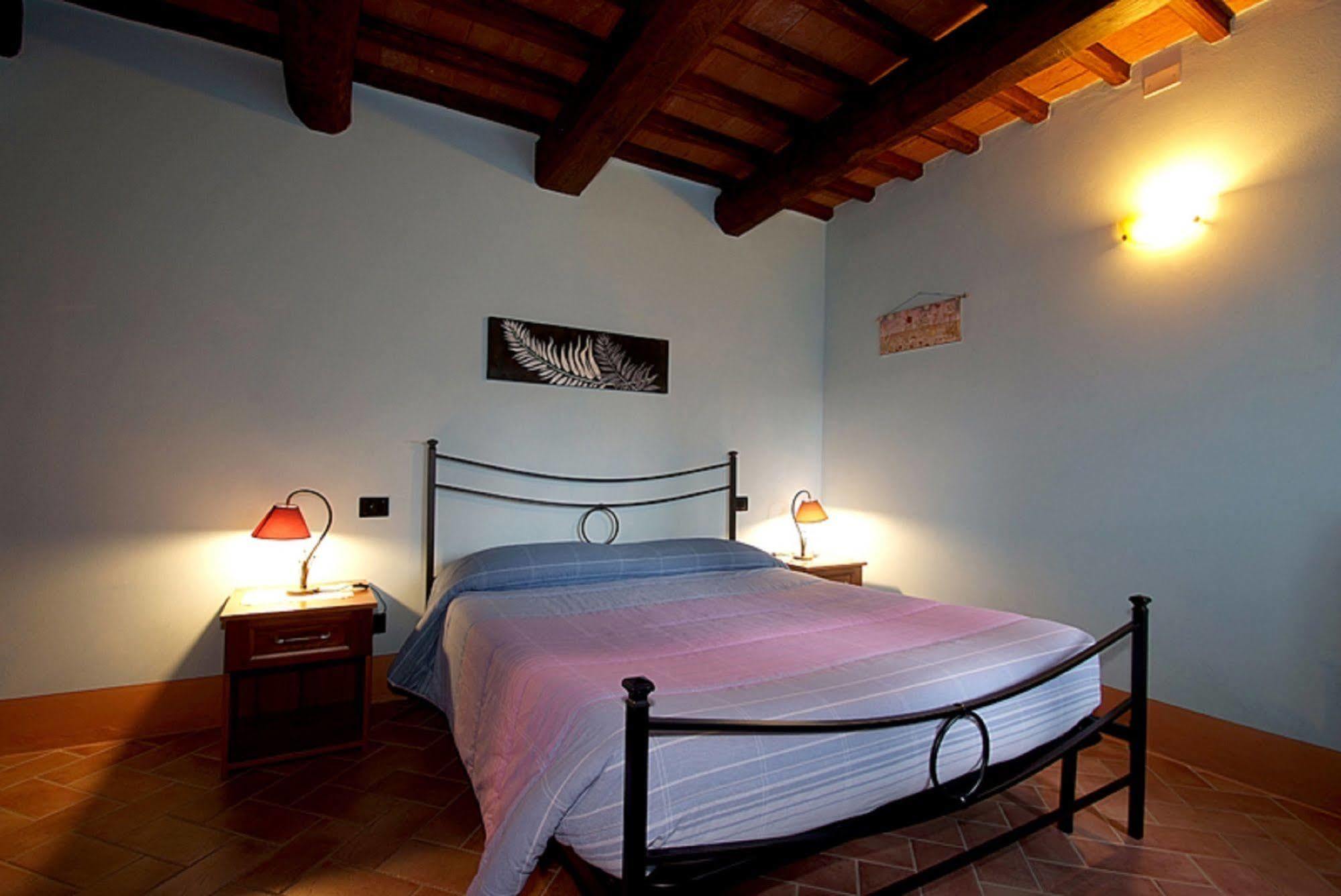 Agriturismo Podere San Giorgio Radicofani Exterior foto